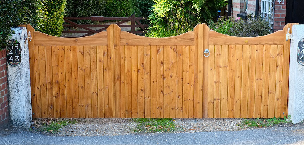 Bridport wooden gate design