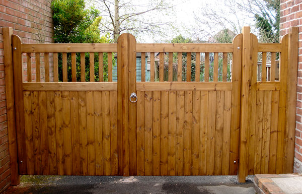 Kimmeridge design wooden gates