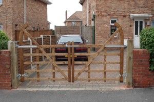 Dorchester wooden gate for home